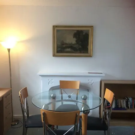 Bed & Breakfast Ucc 3*
