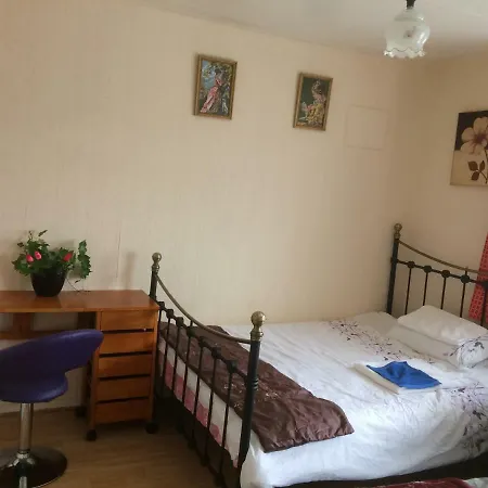 Ucc Bed & Breakfast Middlesbrough